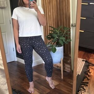 Varley Montero Legging in Molten Leopard. Size S